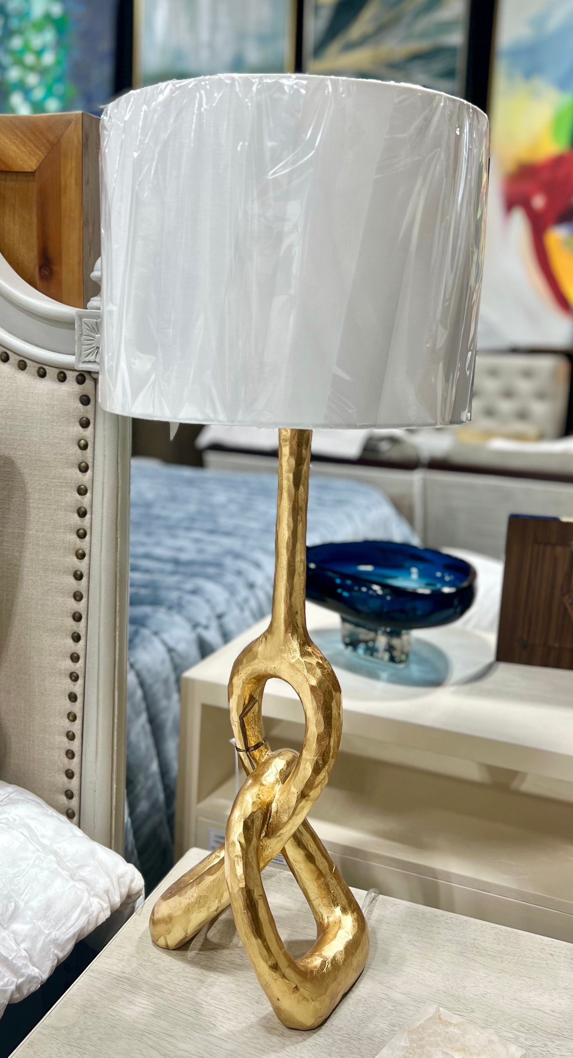 Gold Loop Table Lamp