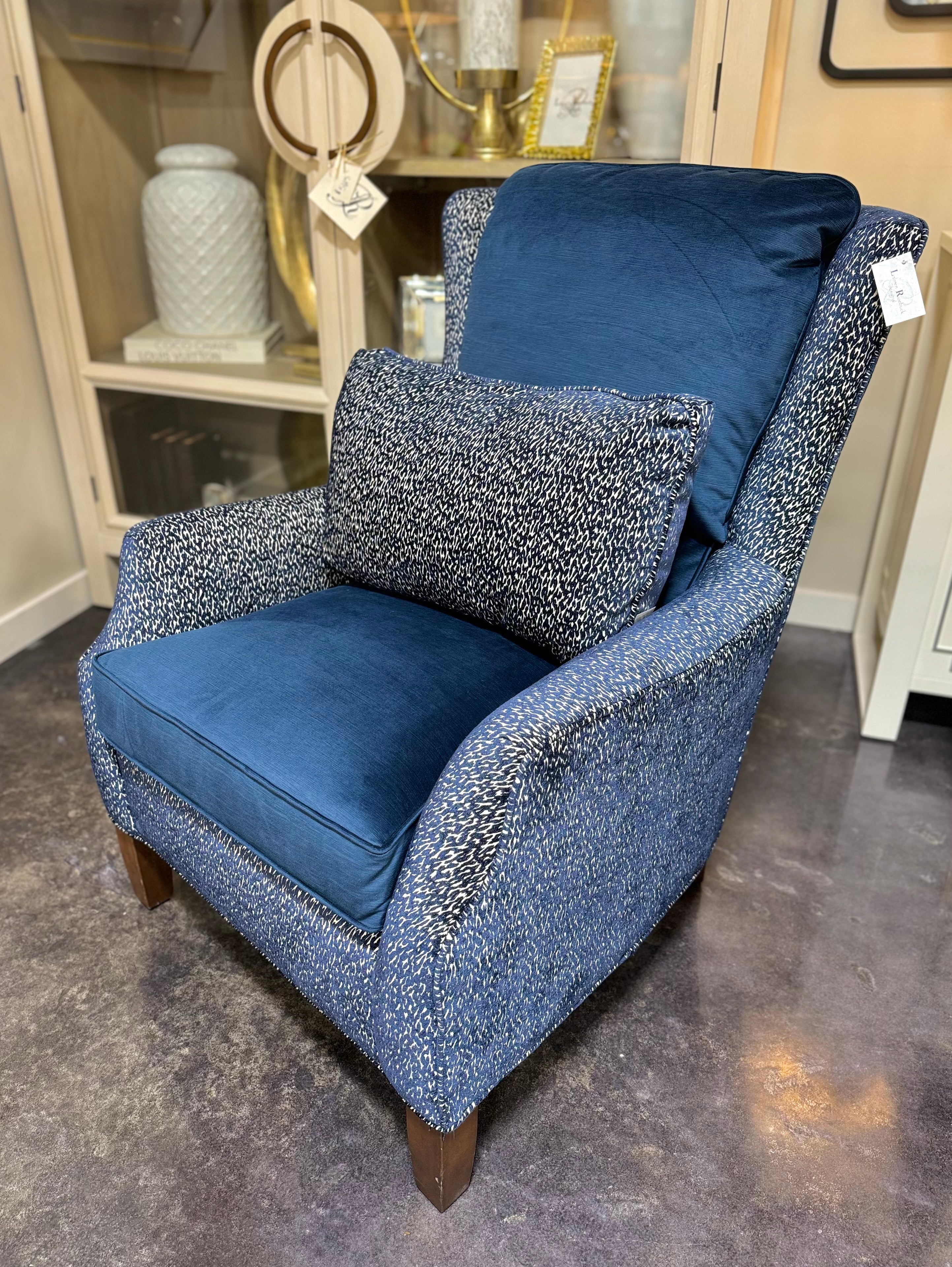 Solid Blue and Dotted Arm Chair