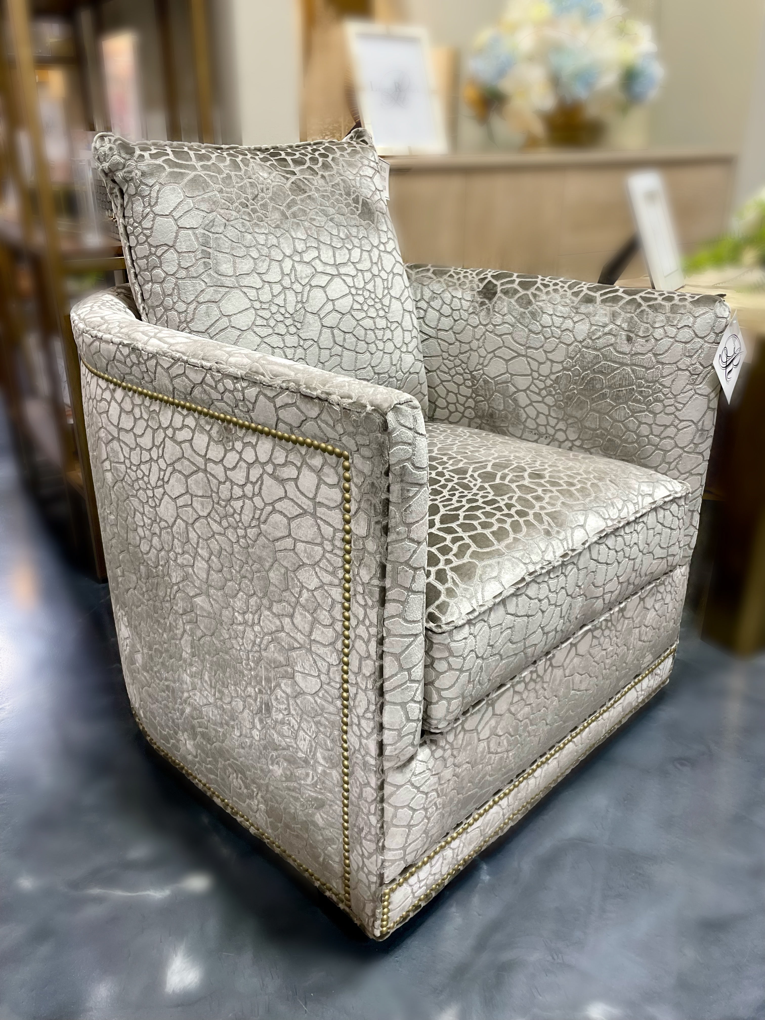Fairfield Gray Pebble Swivel Arm Chair